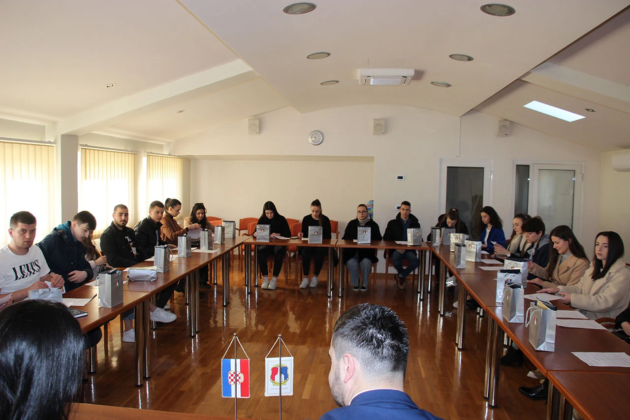 Općina Posušje: Potpora za 38 studenata stipendista