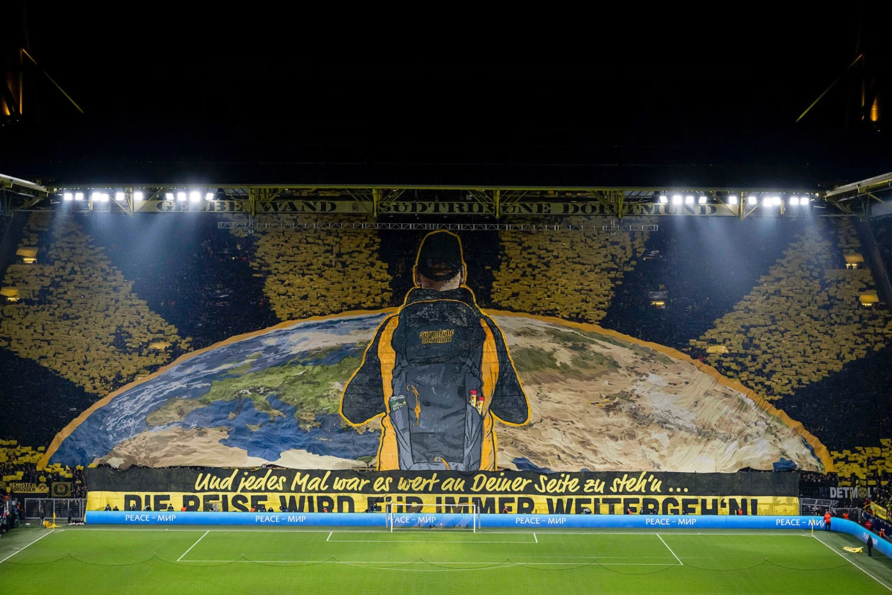 Koreografija navijača Borusije Dortmund koja ostavlja bez daha