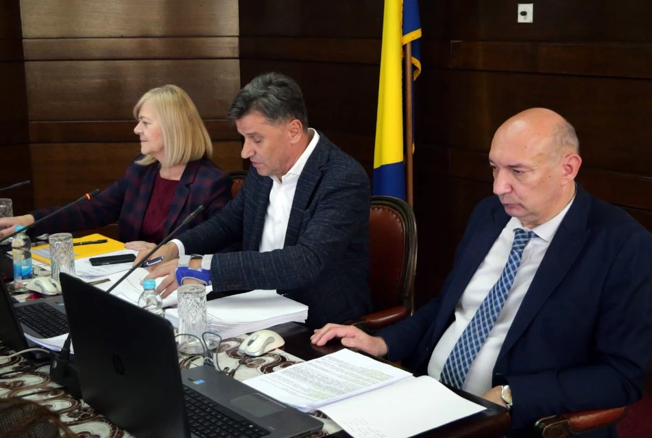 Vlada FBiH razriješila nedoumice s notarima