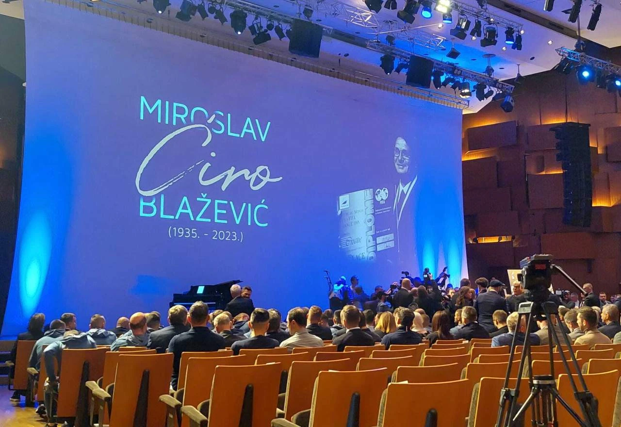 Emotivan govor Ćirina sina: "Svi smo mi njegovi sinovi"