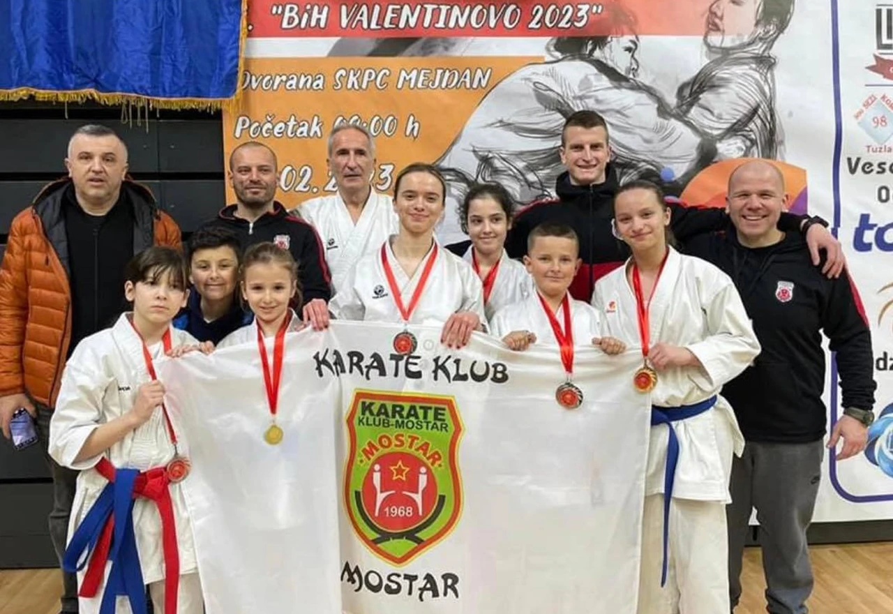 Tri zlata, tri srebra i pet bronci za Karate klub Mostar