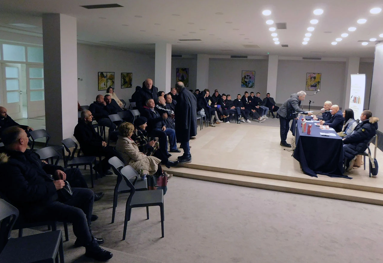 'Bezimeni' roman Srećka Marijanovića predstavljen u Mostaru