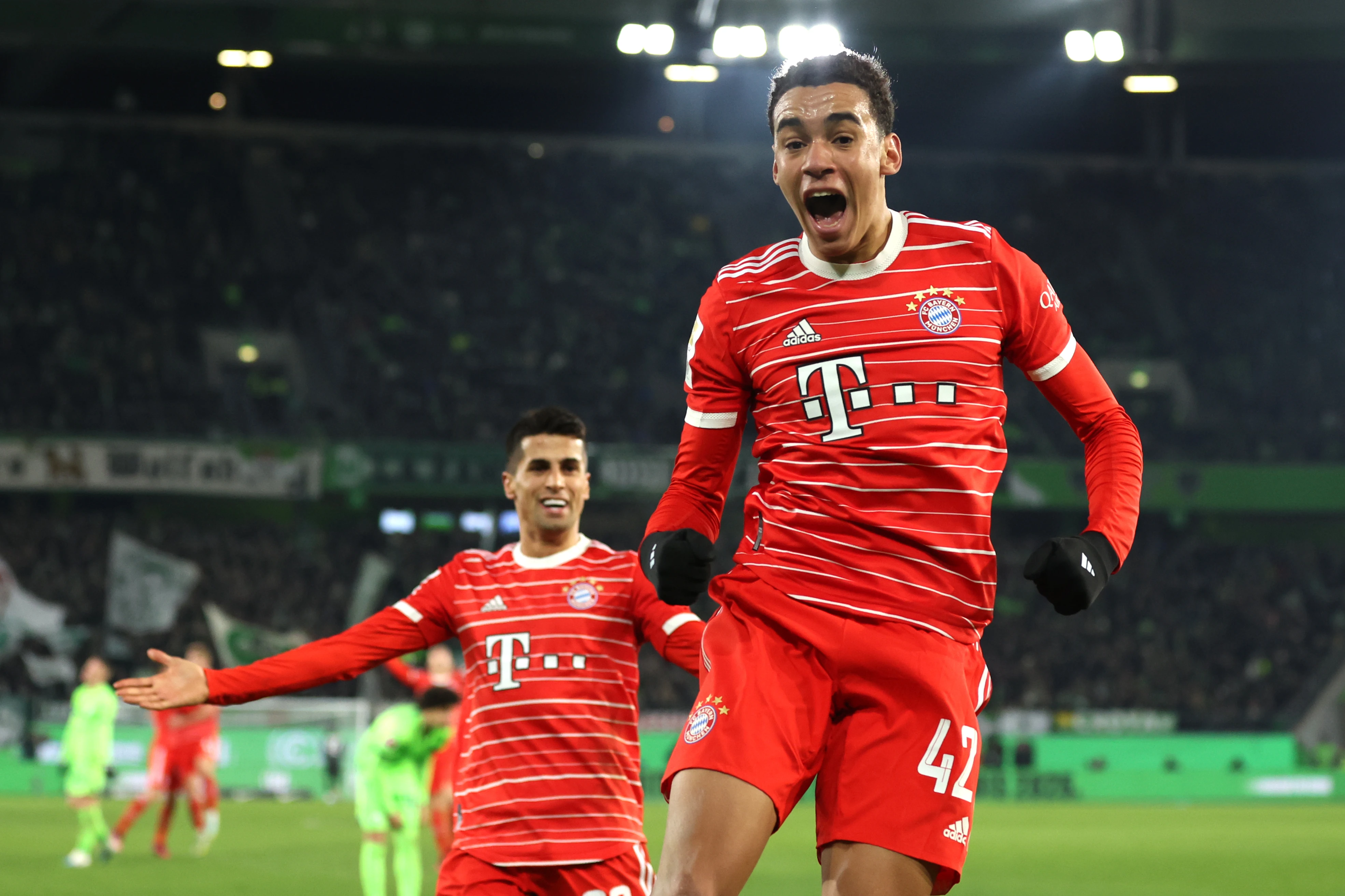 Bayernu vrh ljestvice nakon pobjede kod Wolfsburga