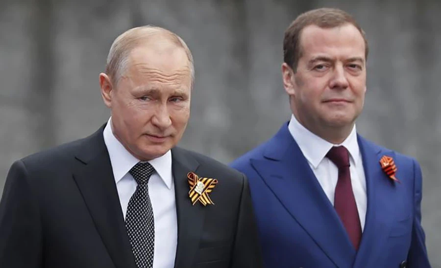 Hoće li kosmatom Medvedevu povijesno načelo osigurati vlast nakon Putina?