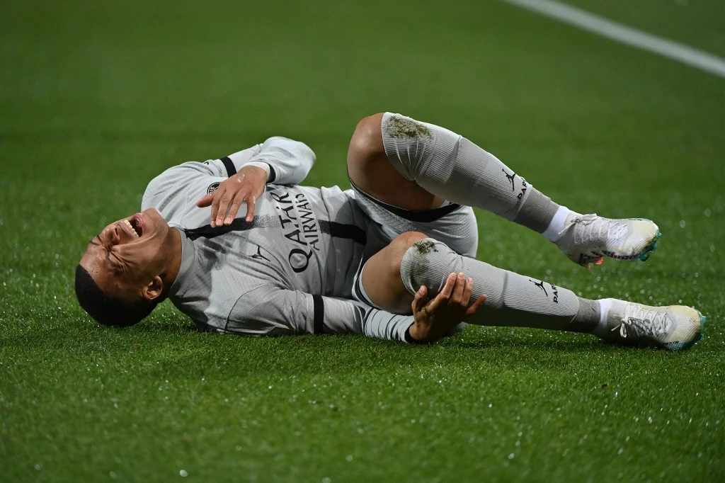 Mbappé na pregledima, u PSG strahuju