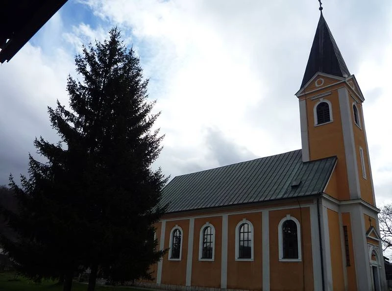Opljačkana crkva u Lepenici