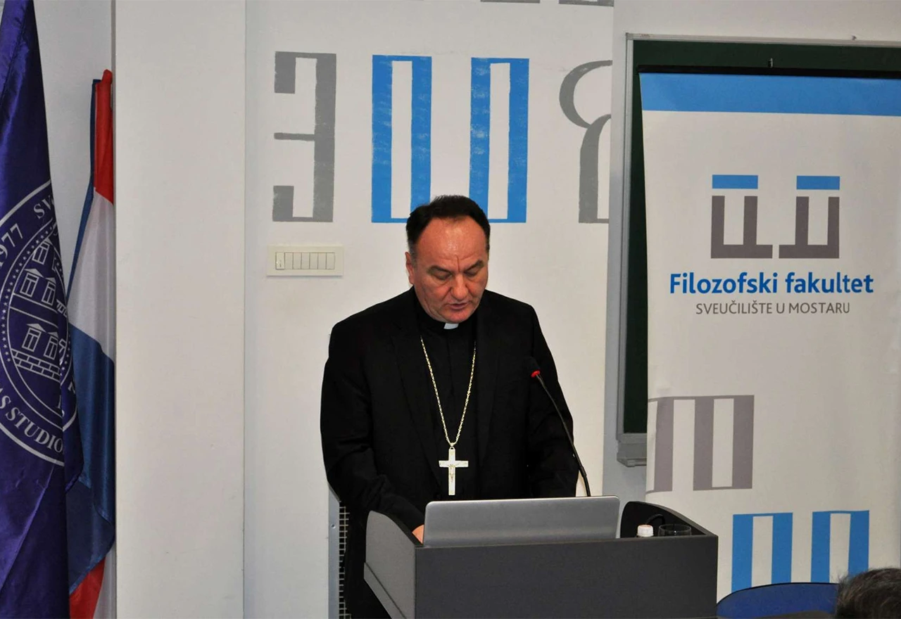 Biskup Palić studentima: ''Religije mogu doprinijeti ukupnom napretku društva''