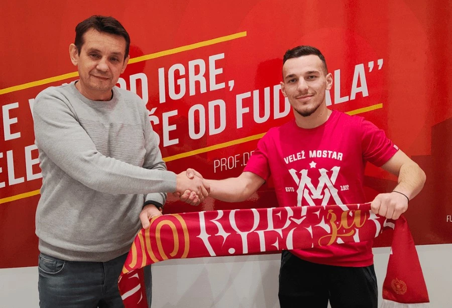 Mućaj potpisao s Rođenima