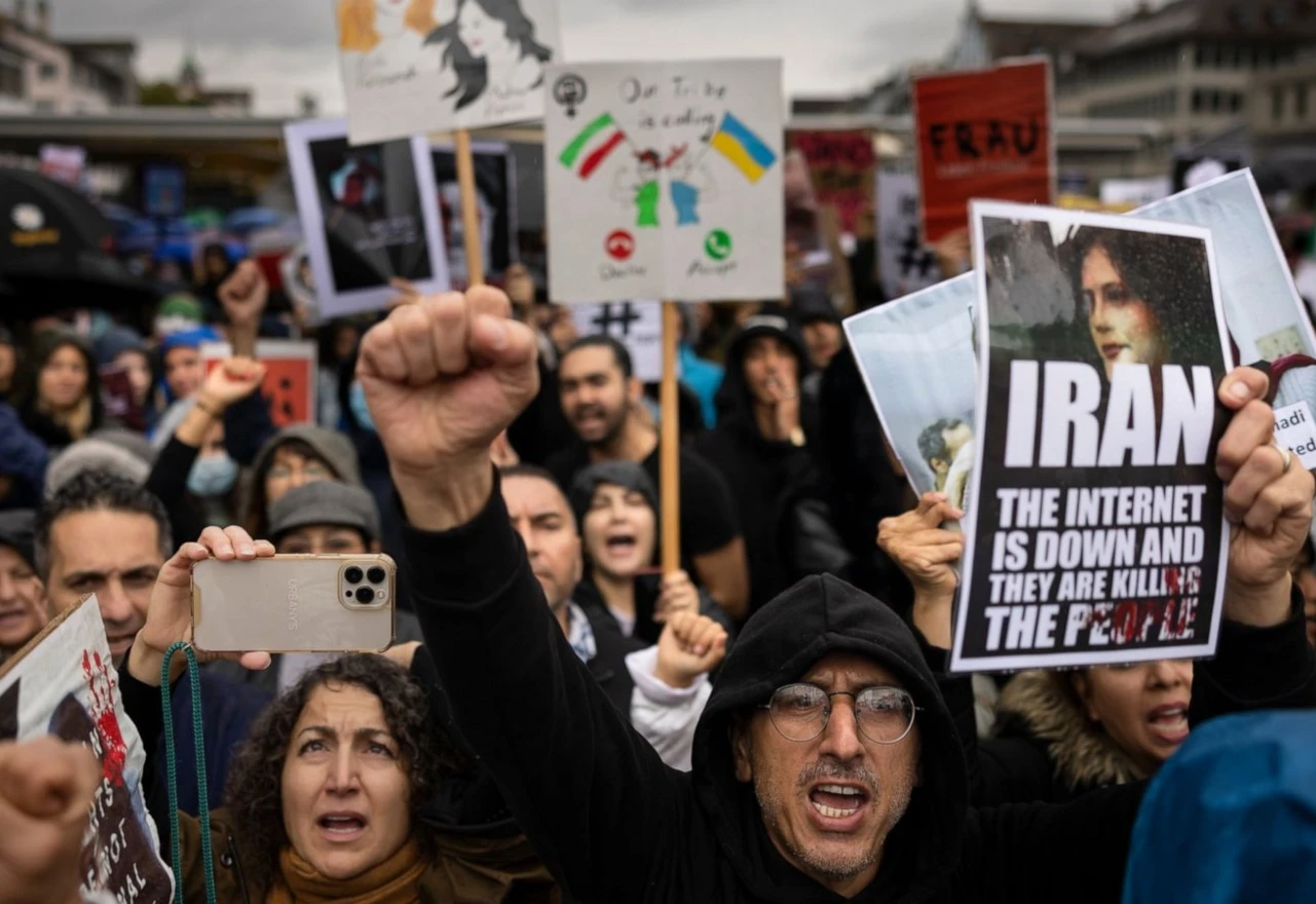 Nove sankcije Iranu: Prekomjerna sila protiv mirnih demonstranata