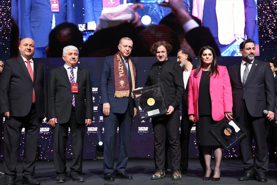 Erdogan uručio plaketu Goranu Bregoviću