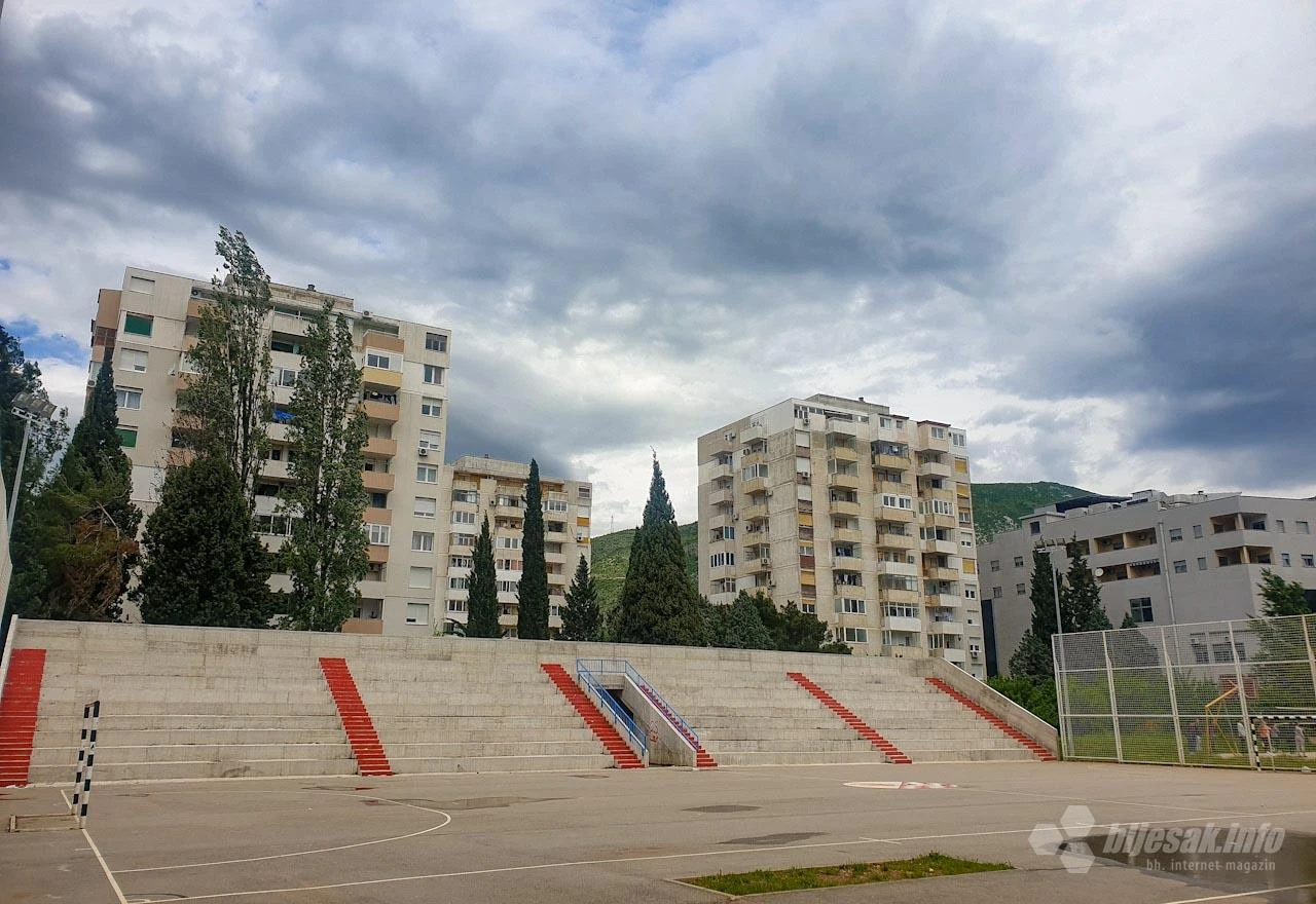 Završetak izgradnje tribina kod 'Desete' još će pričekati