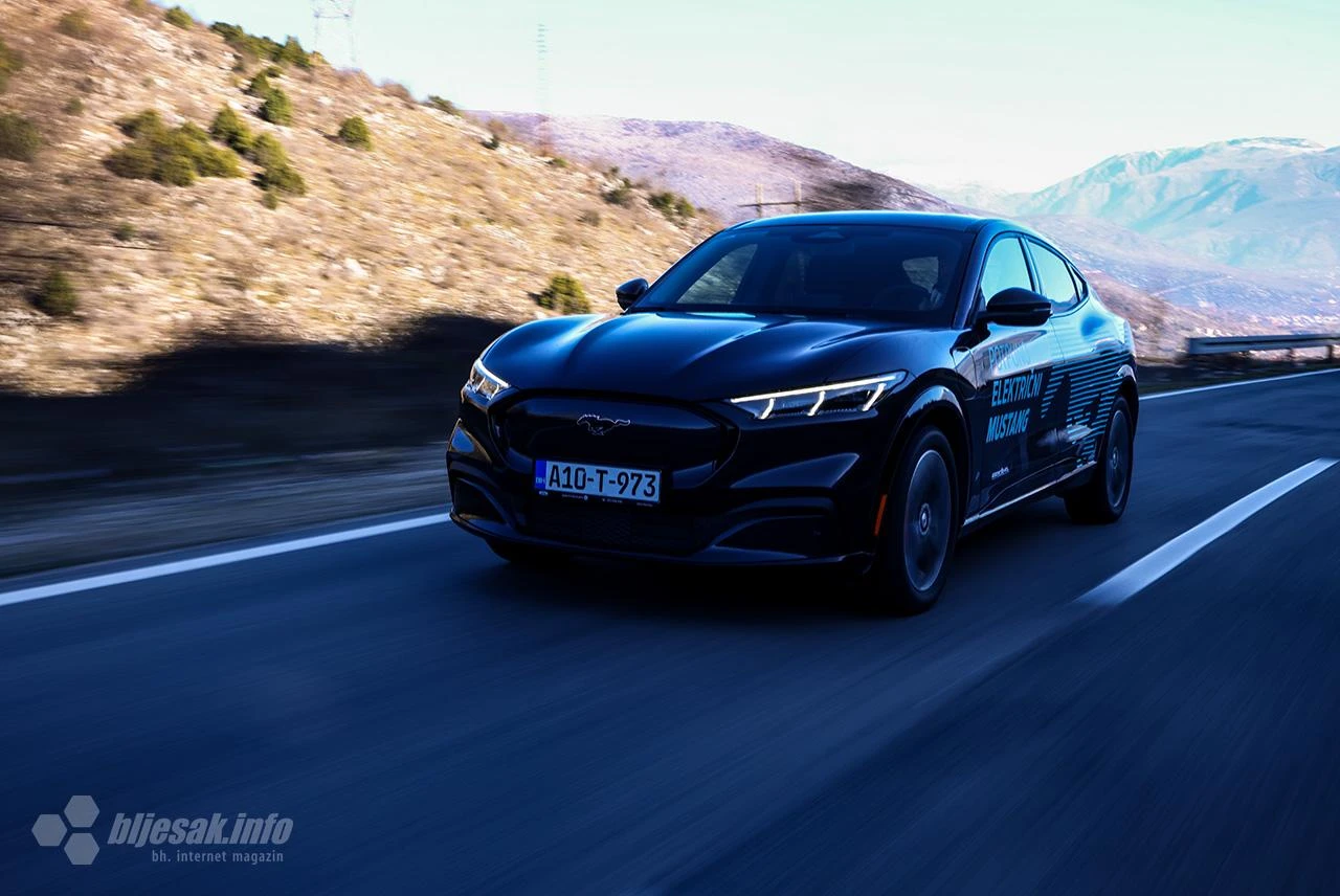 Galop električnog konja
