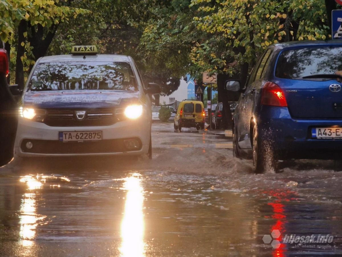 Na jugu zemlje na snazi crveni meteoalarm