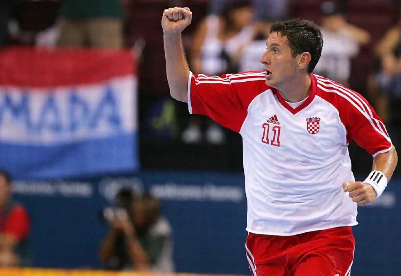 Mirza Džomba: Tjerali su igrače iz reprezentacije, a trenerima davali otkaze radi trećeg mjesta