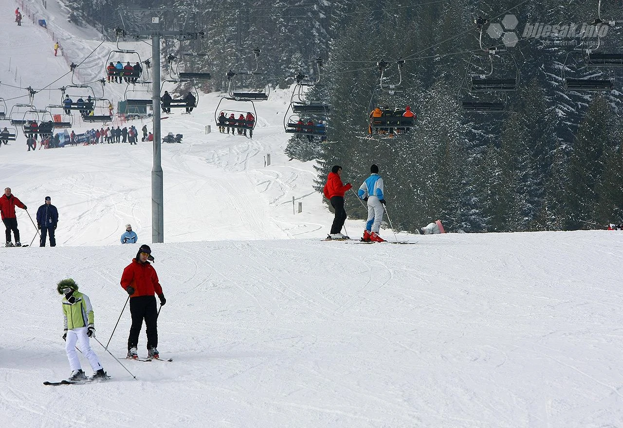 Sve oči uprte u nebo - Snijeg još stigne spasiti ski-sezonu na Kupresu