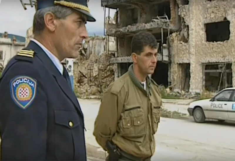 VIDEO | Objavljene snimke Mostara i zajedničkih ophodnji policije iz 1996. godine