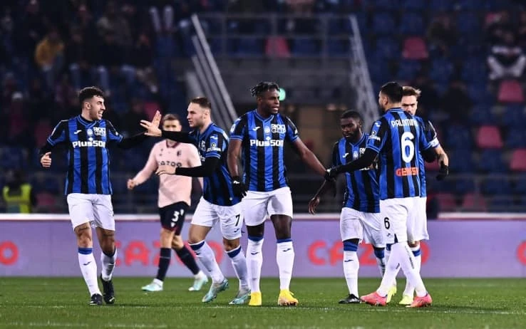 Atalanta slavila u Bologni, Veroni derbi začelja