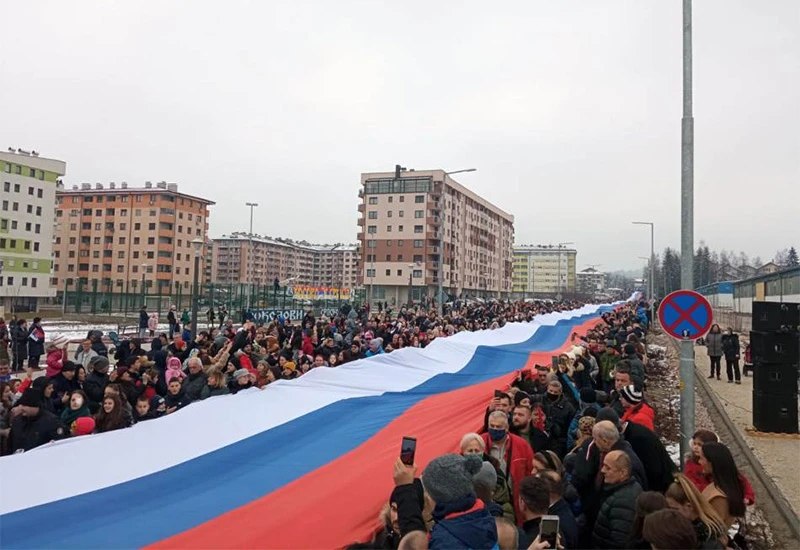 Zastava od 527 metara za kraj