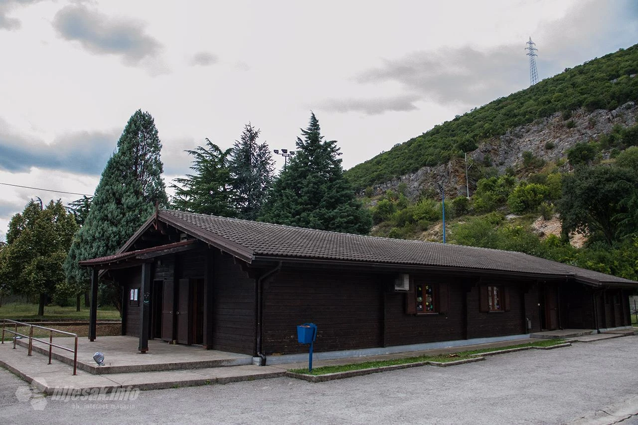 Potpisan ugovor - Uskoro kreće izgradnja škole u Vojnu
