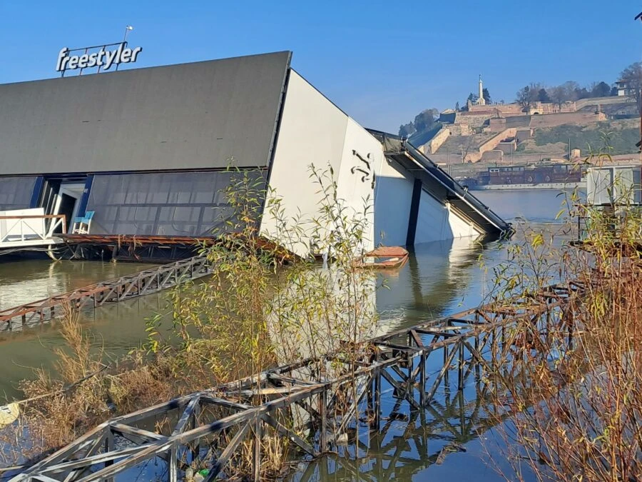 Uhićene tri osobe zbog potapanja splava u Beogradu
