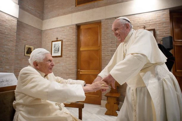 Sprovod Benedikta XVI. mogao bi postati obrazac za ispraćaje bivših papa