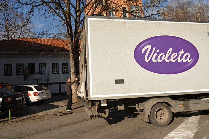 Violeta donirala Merhametovim kuhinjama pomoć vrijednu 21.000 KM