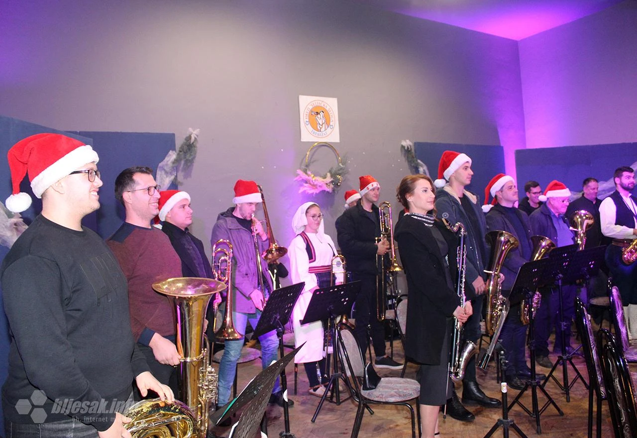 U Trebižatu održan tradicionalni Božićni koncert HKUD-a ''Seljačka sloga''