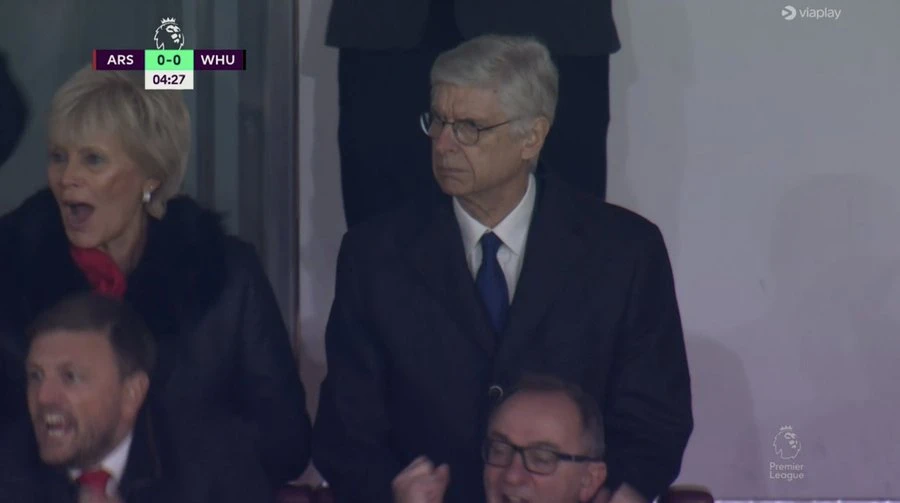 VIDEO I Wenger na Emiratesu prvi put nakon 2018. godine 