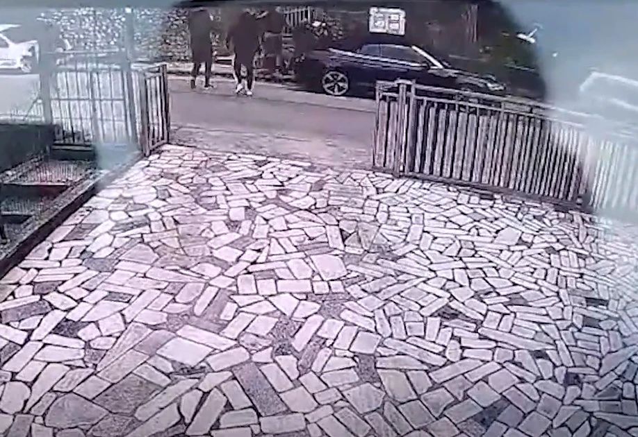 Razbojnici u Mostaru pretukli i opljačkali muškarca - među napadačima i policajci?!