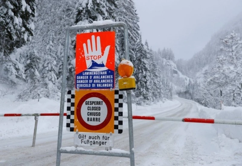 Drama na skijalištu: Lavina zatrpala deset osoba