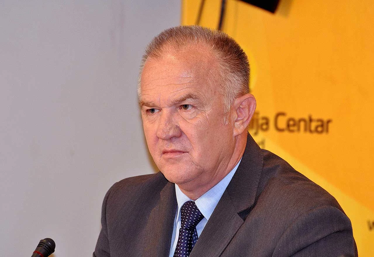 Čavić podnio ostavku