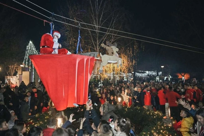 Najljepša adventska razglednica zajedništva i radosti poslana s manifestacije 'Božić u Posušju'
