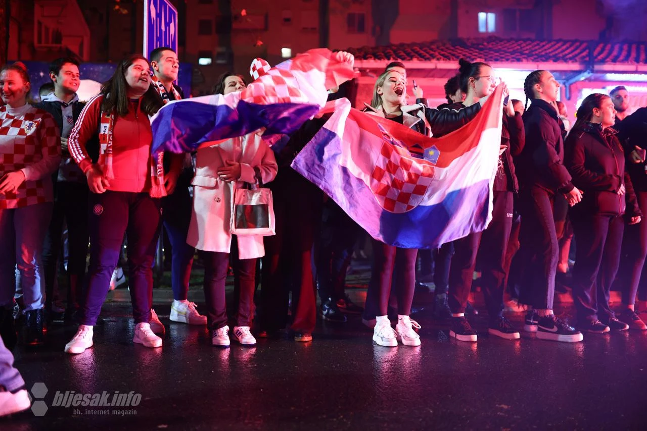 VIDEO | Ludnica na mostarskim ulicama