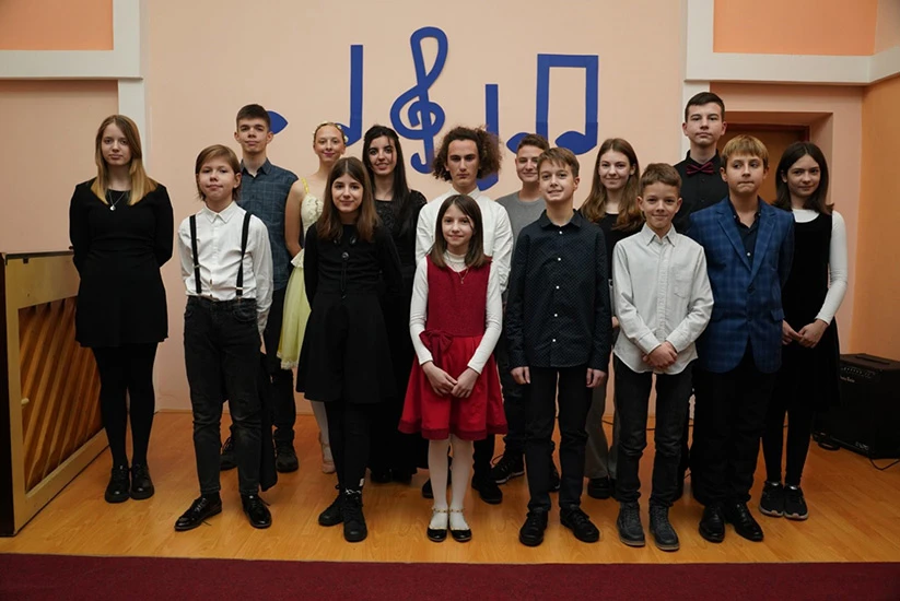Glazba pod istim krovom