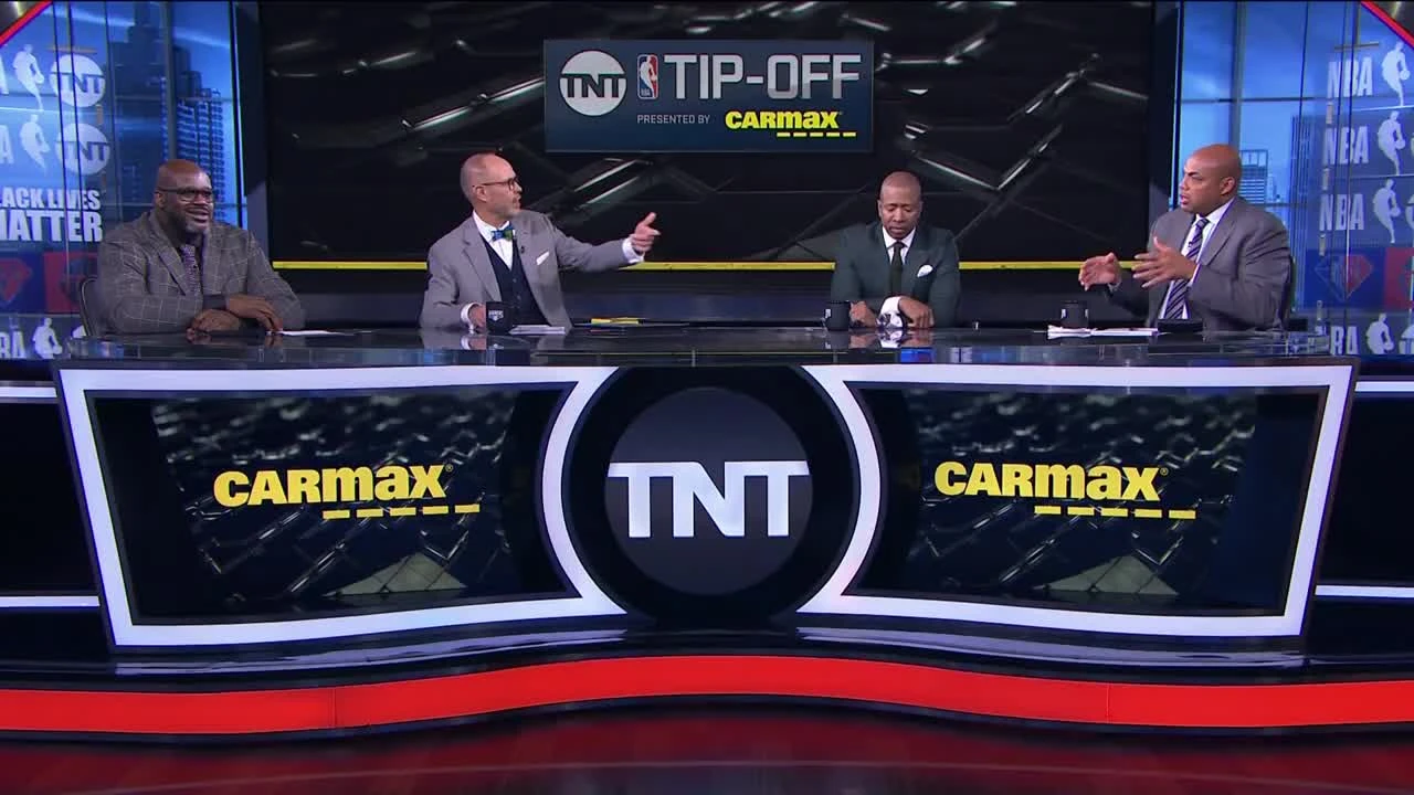 Barkley: Lakersi smrde, tjeraju nas da pričamo o njima 