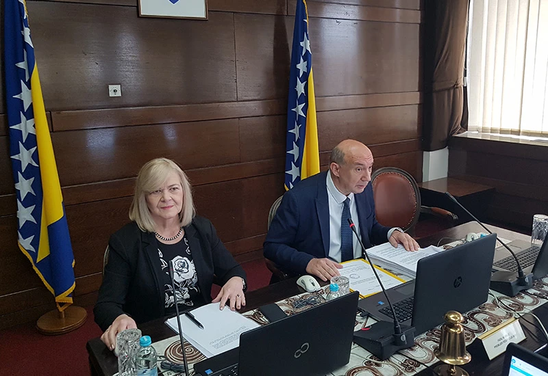 Bez Novalića: Na sjednicu stranke se može, na sjednicu Vlade ne