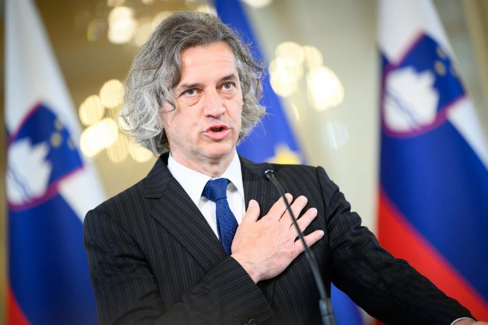 Golob: EU duguje BiH jer je bila žrtva najveće agresije