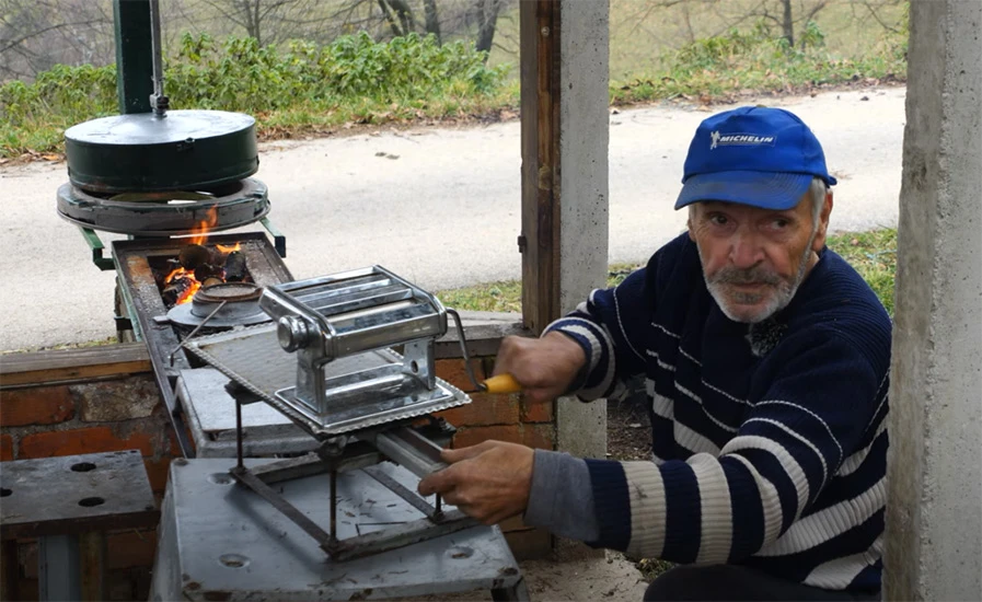 Inovacija iz Busovače: Robot kao majstor za roštilj