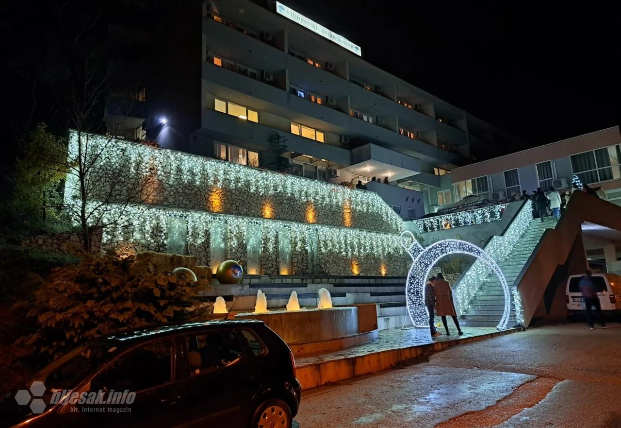 "Advent u SCM-u": Božićna bajka mostarskih studenata