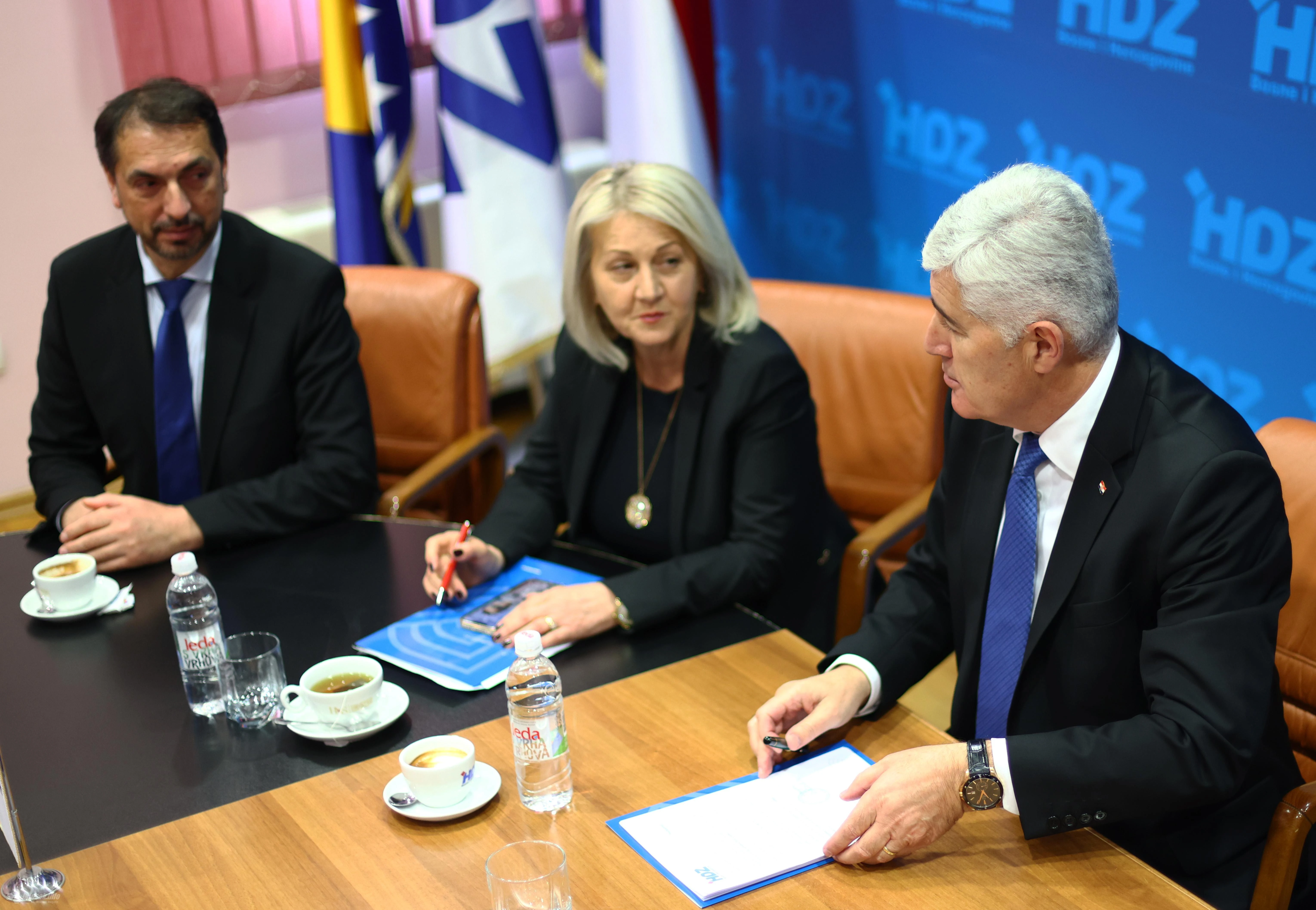 HDZ BiH neće imati četiri izaslanika u Domu naroda PS BiH?