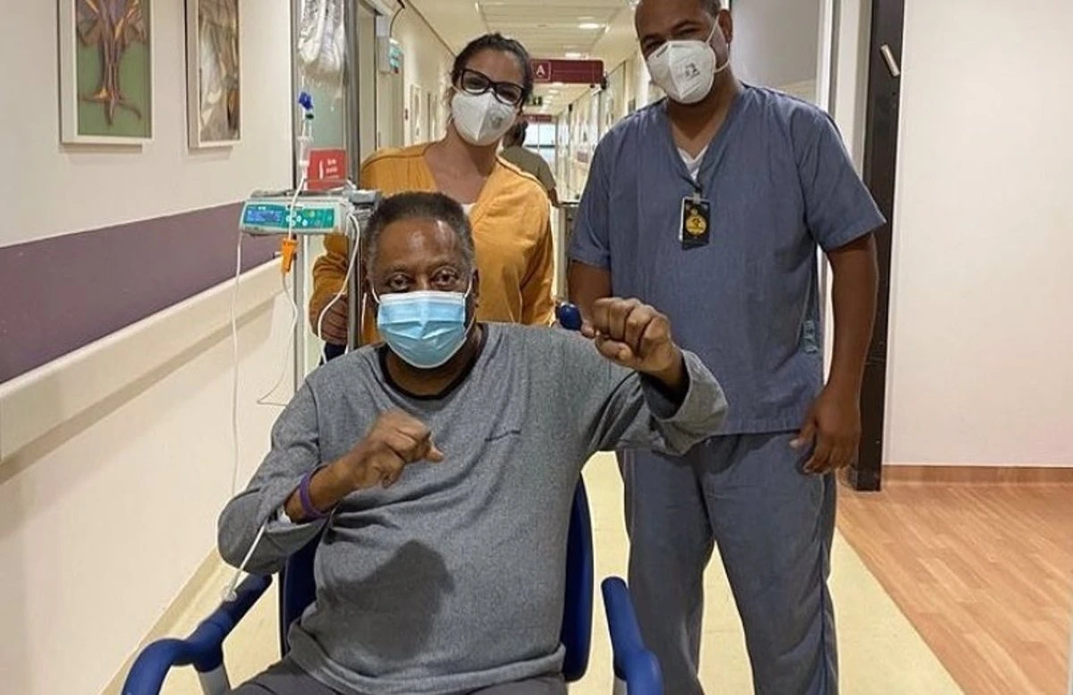 Pele opet u bolnici