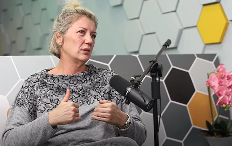 Amara Stupac: Žudimo za tuđim životima i slikama, a slabo sebe volimo