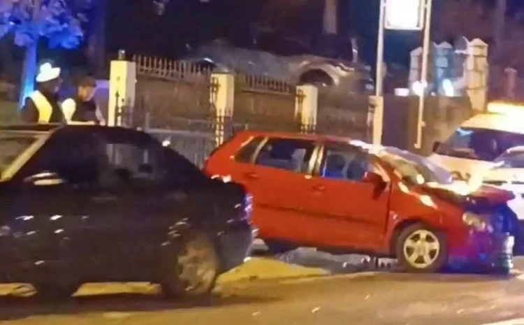 Mostar: Više ozlijeđenih u prometnoj nesreći