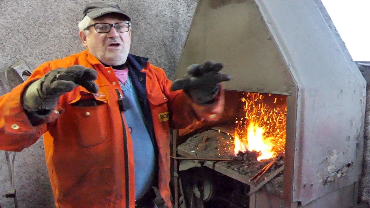 VIDEO: Otac nas je petero othranio sa ovim čekićem