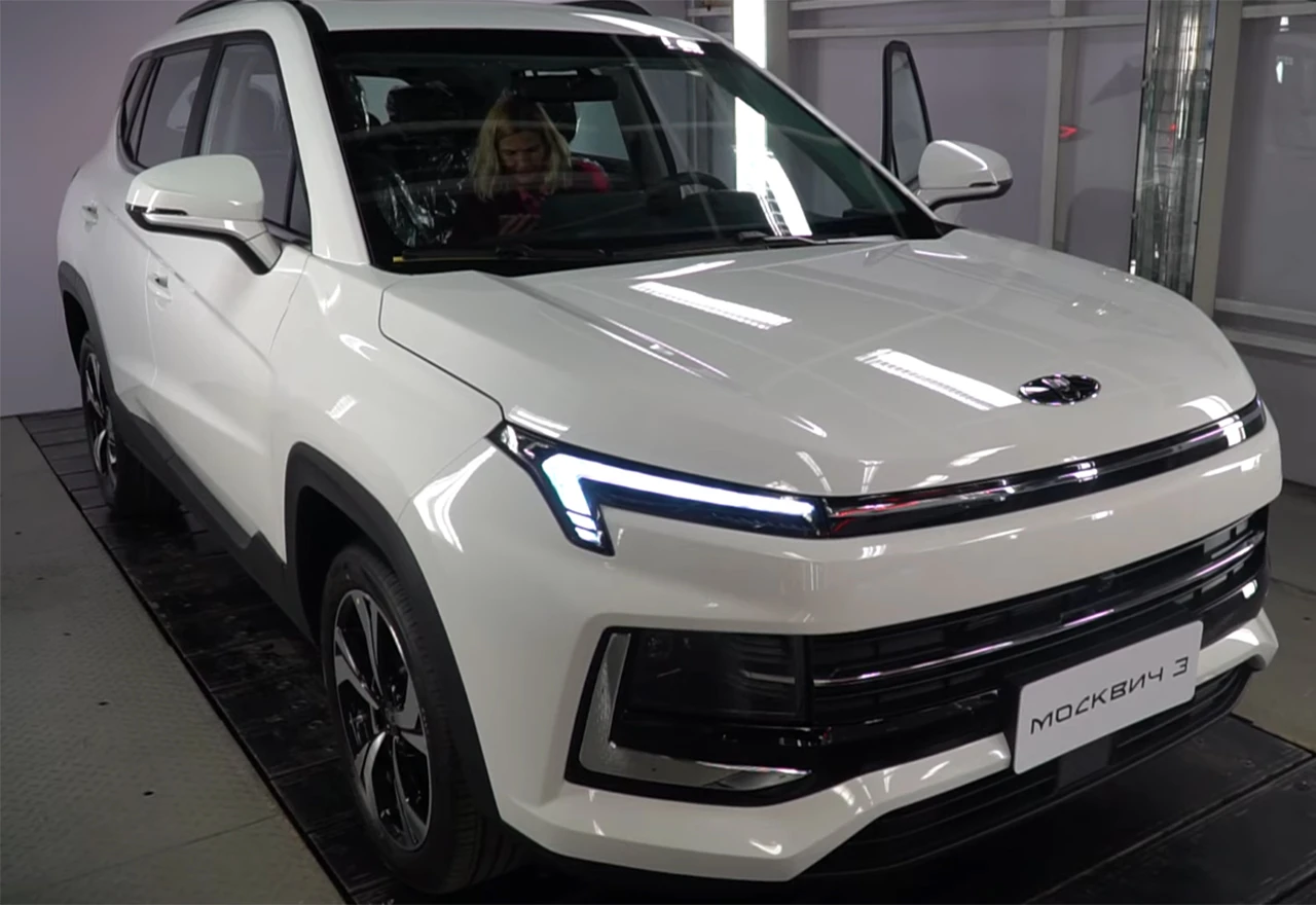 Rusi u Renaultovoj tvornici proizvode Moskvič
