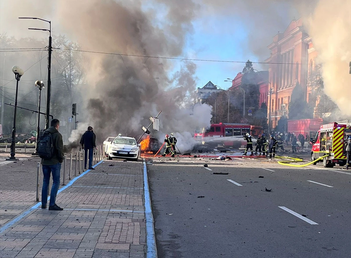 Kijev: Došla voda i struja