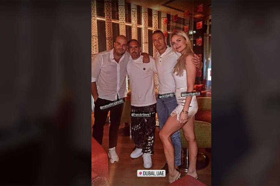 Ribery častio Milicu luksuznim pićem i buketom