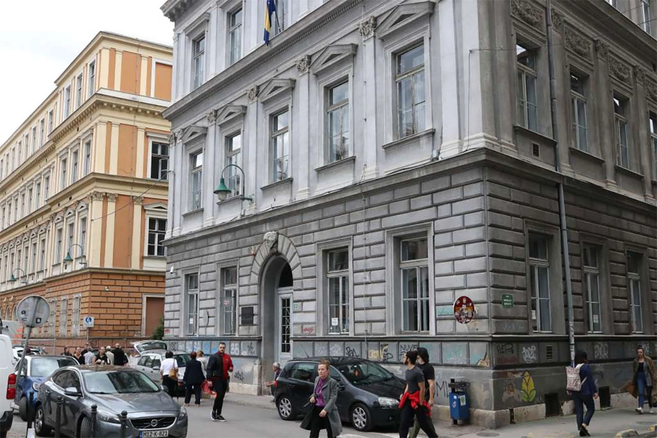 Dojava o bombi u tri sarajevske srednje škole