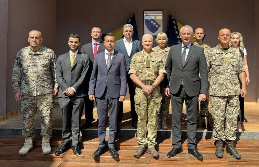 Visoko izaslanstvo UK posjetilo Ministarstvo obrane BiH: Nastavak vojne podrške