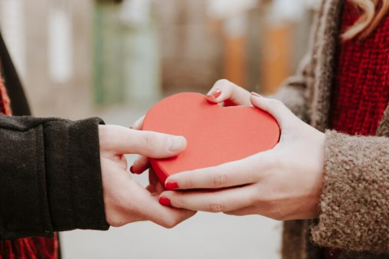 Jeste li čuli za hrvatsku aplikaciju za upoznavanje single katolika